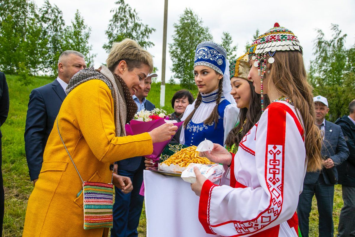 В Камских Полянах отпраздновали Сабантуй-2022