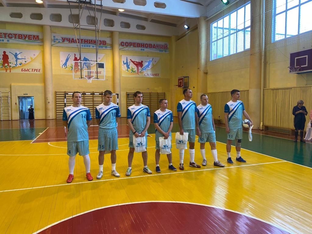 В Камских Полянах прошел товарищеский турнир по мини-футболу