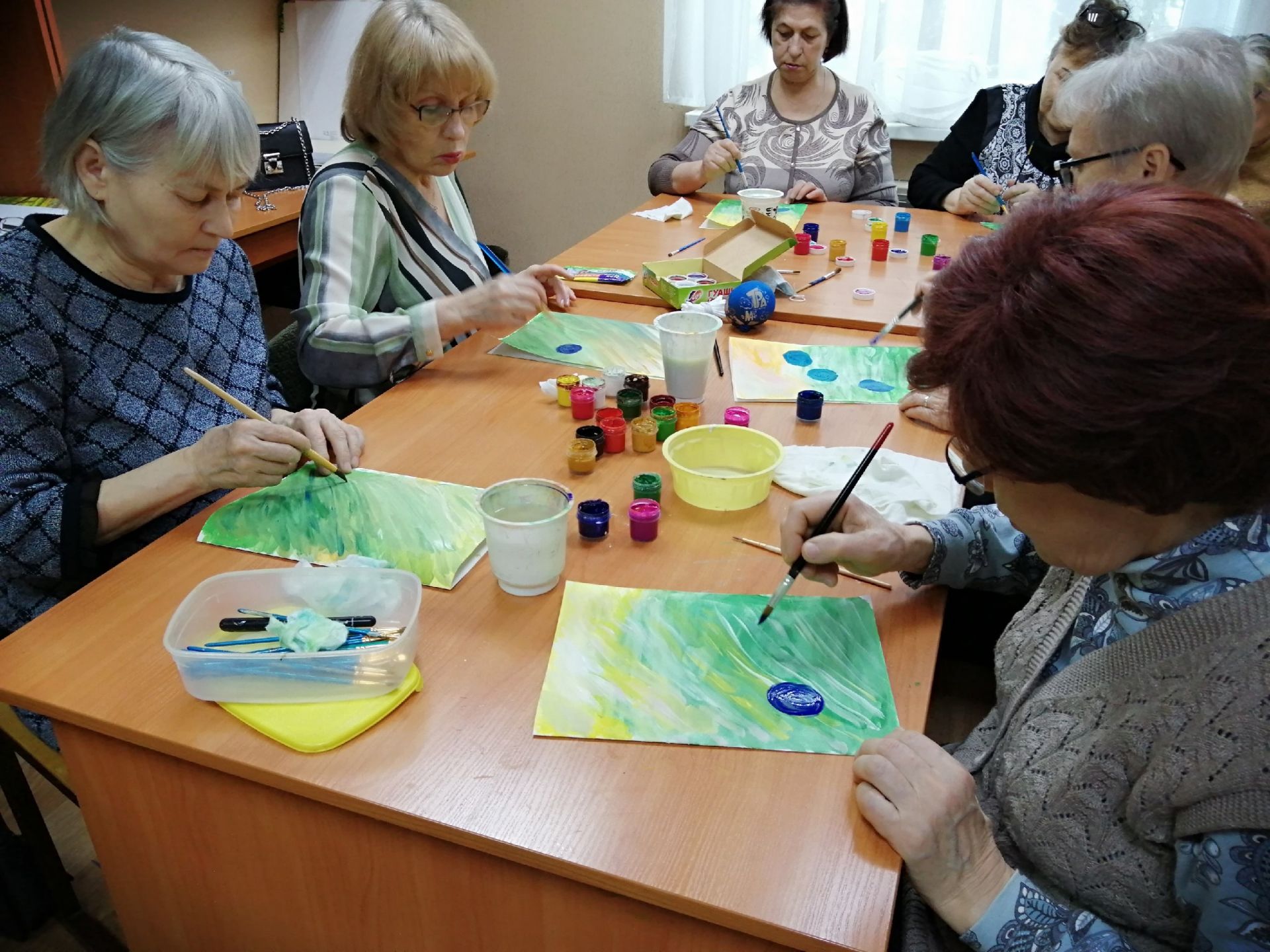 В Центре детского творчества «Радуга» прошел мастер-класс по изобразительному искусству