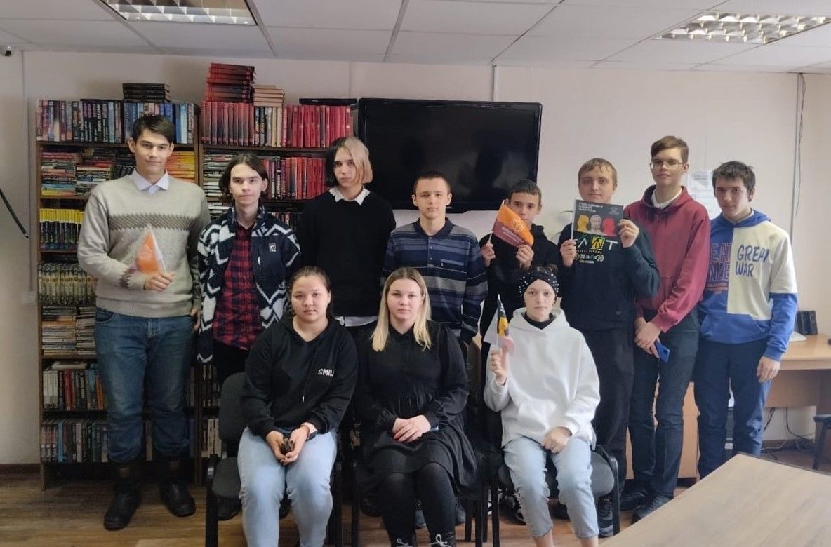 В Камско - Полянской библиотеке ко Дню защитника Отечества провели интеллектуальный квиз «Битва Умов»
