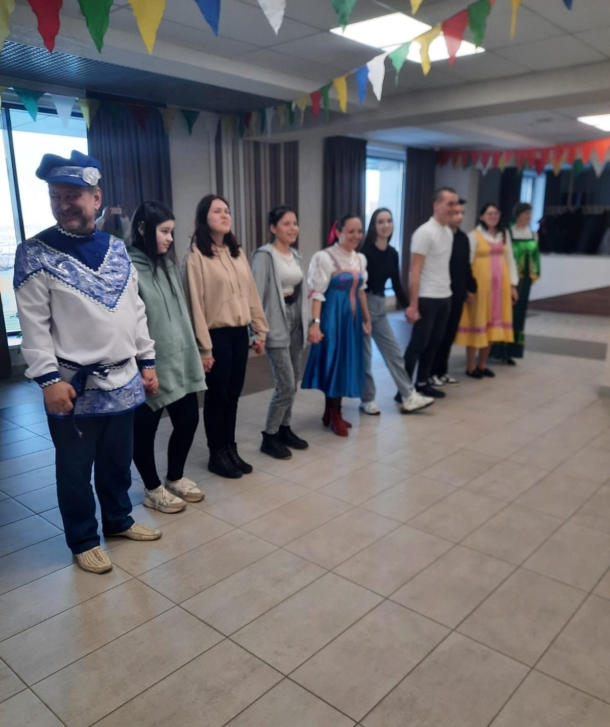 Студенты камполянского колледжа приняли участие в программе «Деревенская вечерка»