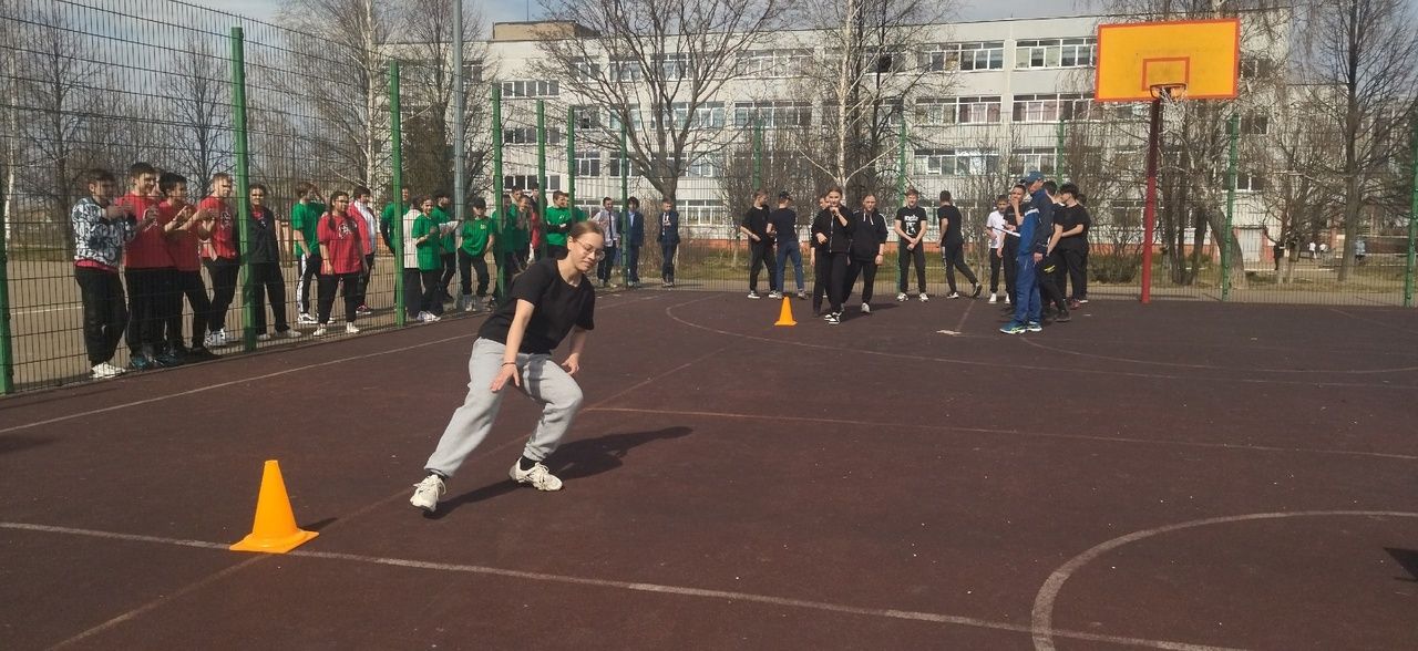 Военно-спортивная игра в камполянской школе №2