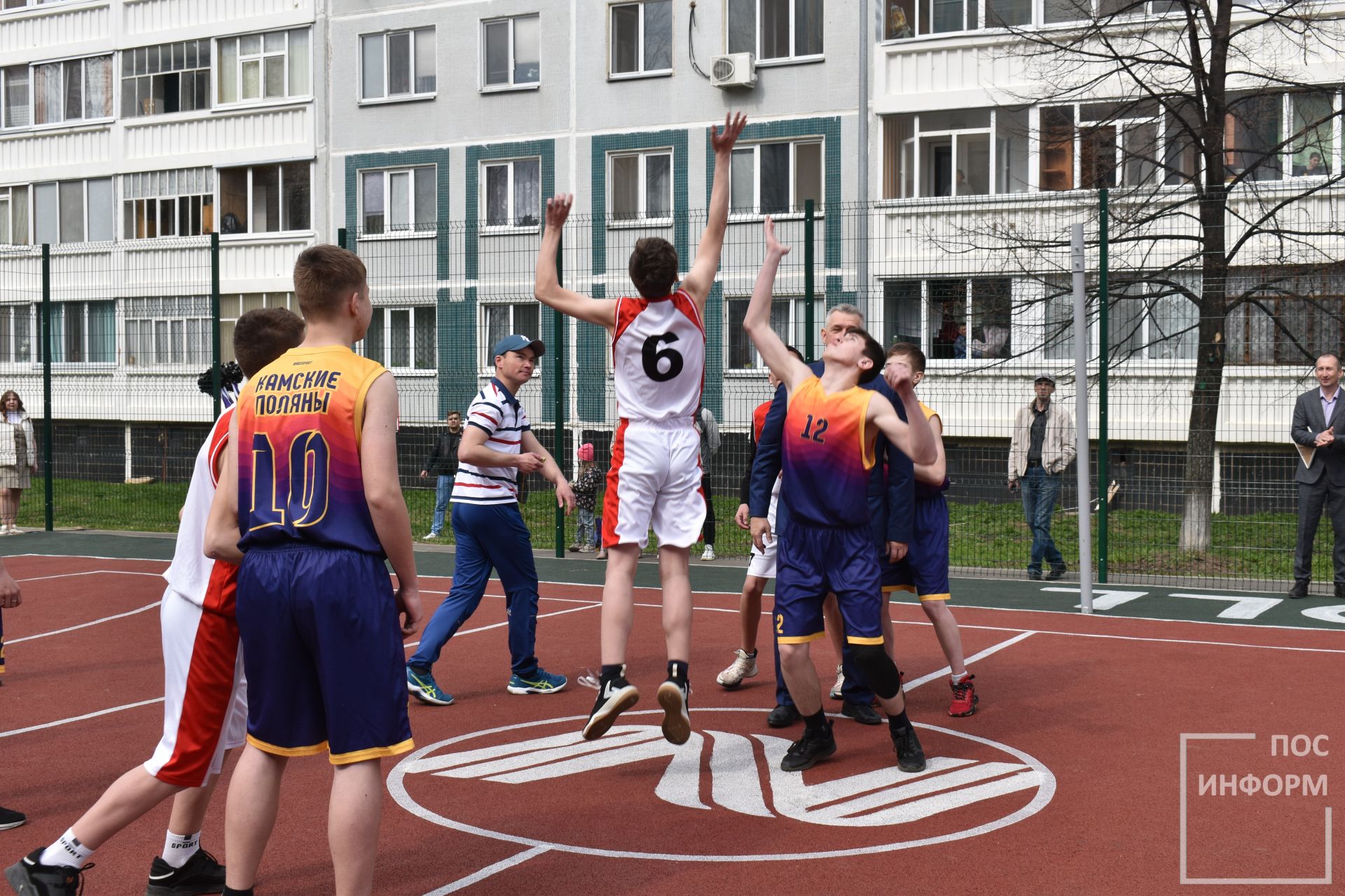 В Камских Полянах открыли площадки для занятия спортом