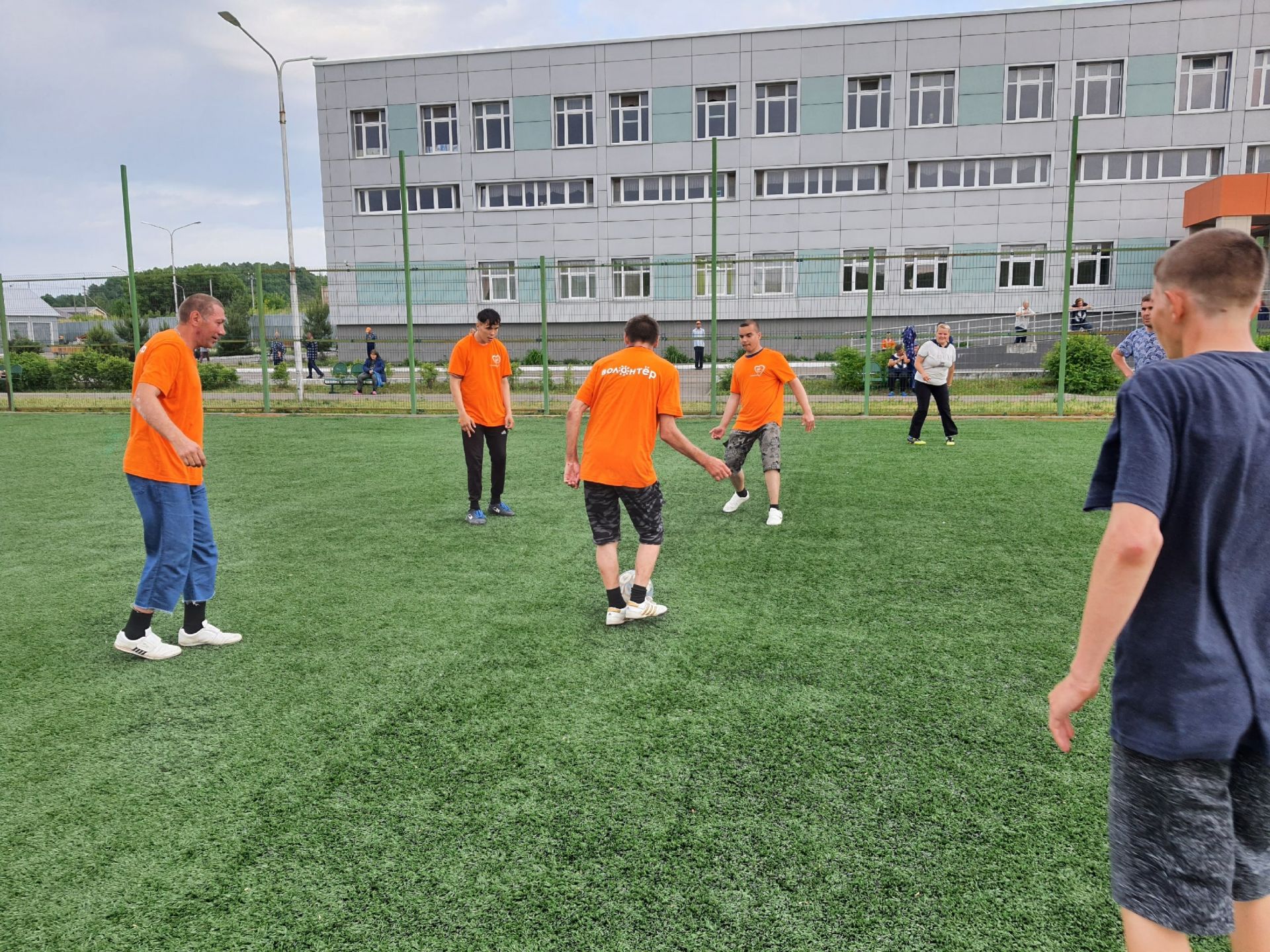 В Камско-Полянском доме-интернате состоялся товарищеский матч по мини-футболу
