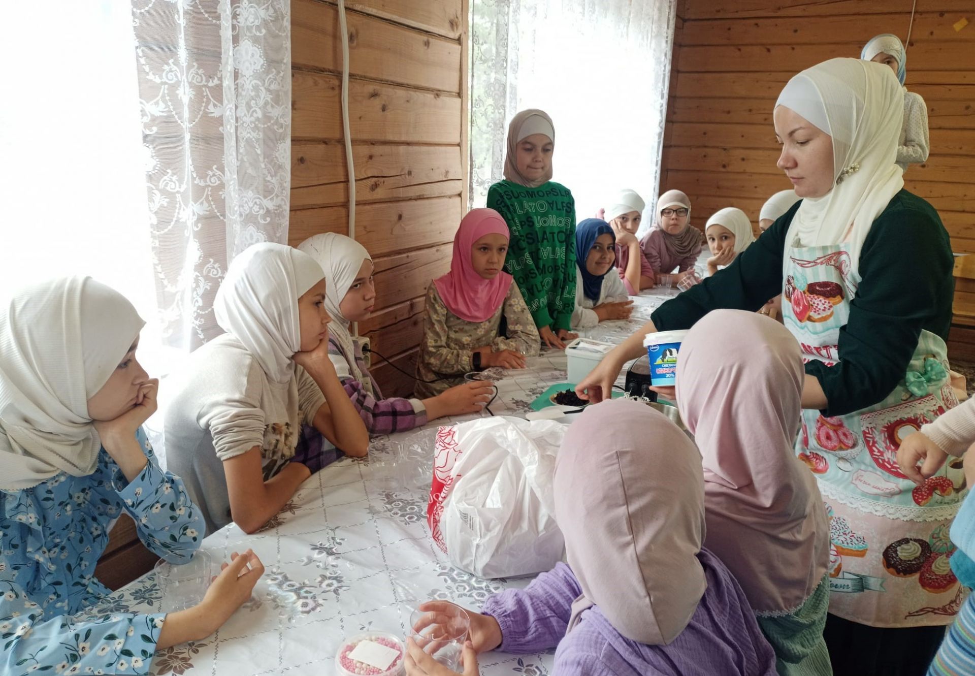 Летний лагерь для девочек в приходе мечети «КамАл»: семь дней - весело и познавательно