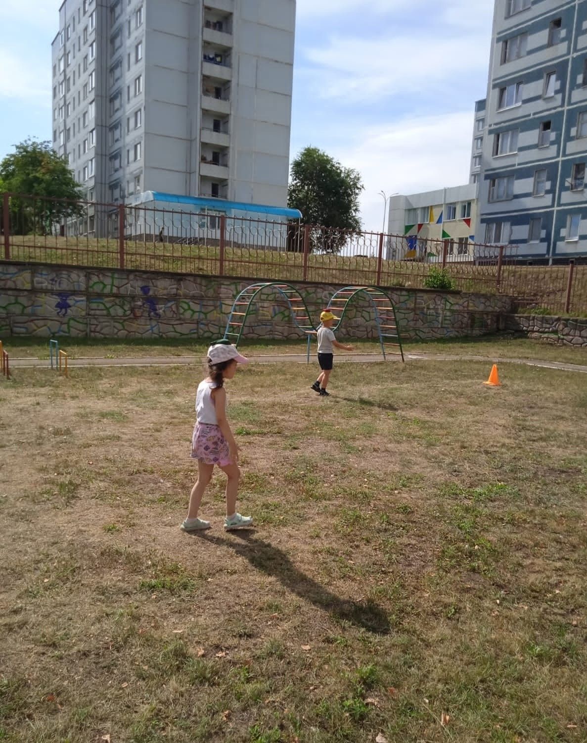 Воспитанники детского сада «Золотая рыбка» отметили День физкультурника