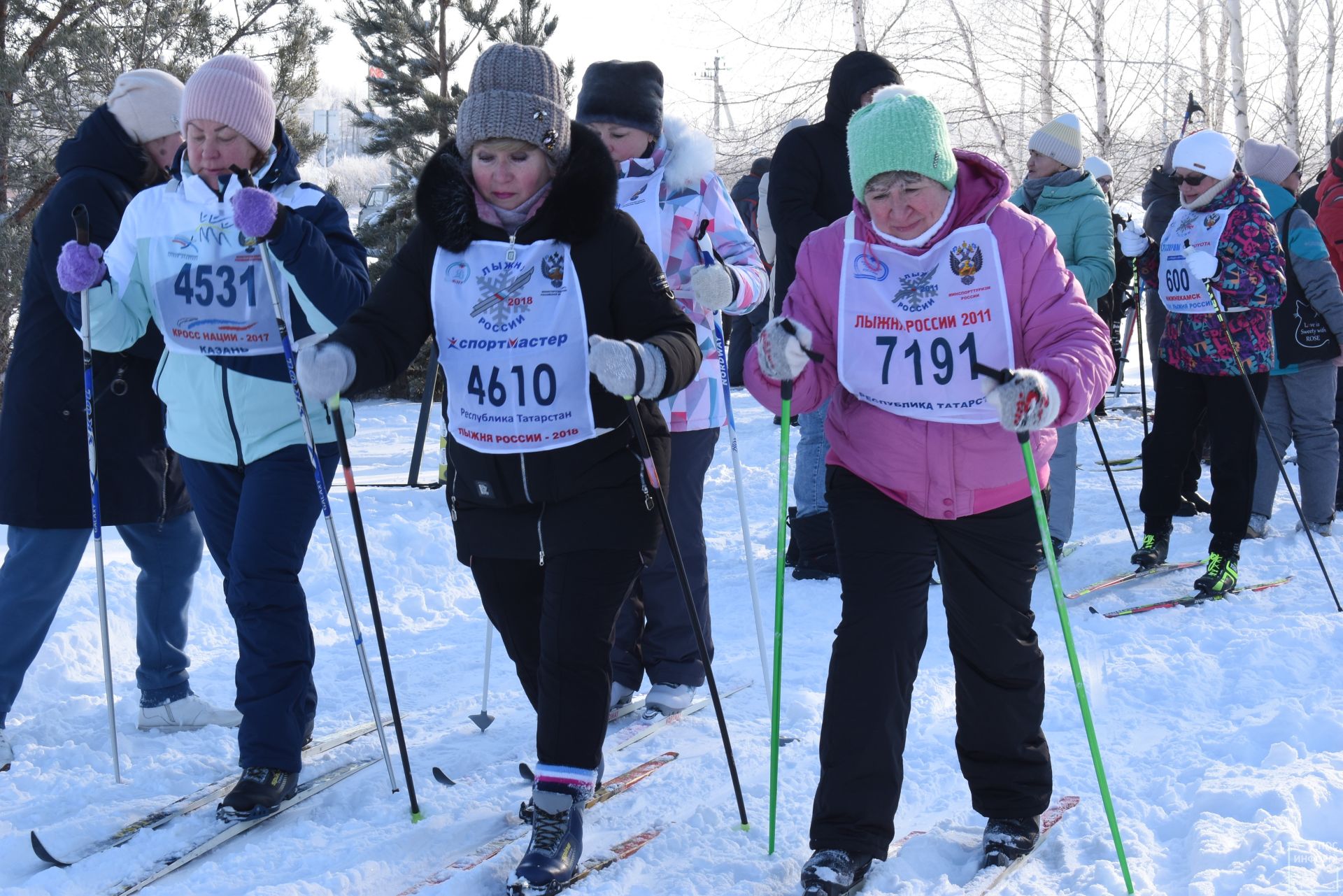 Жители Камских Полян приняли участие в массовом забеге по лыжным гонкам «Лыжня Камских Полян — 2024» (Фоторепортаж)