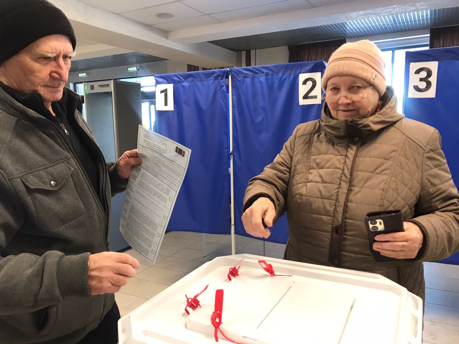 Активные избиратели и подписчики газеты семья Умяровых