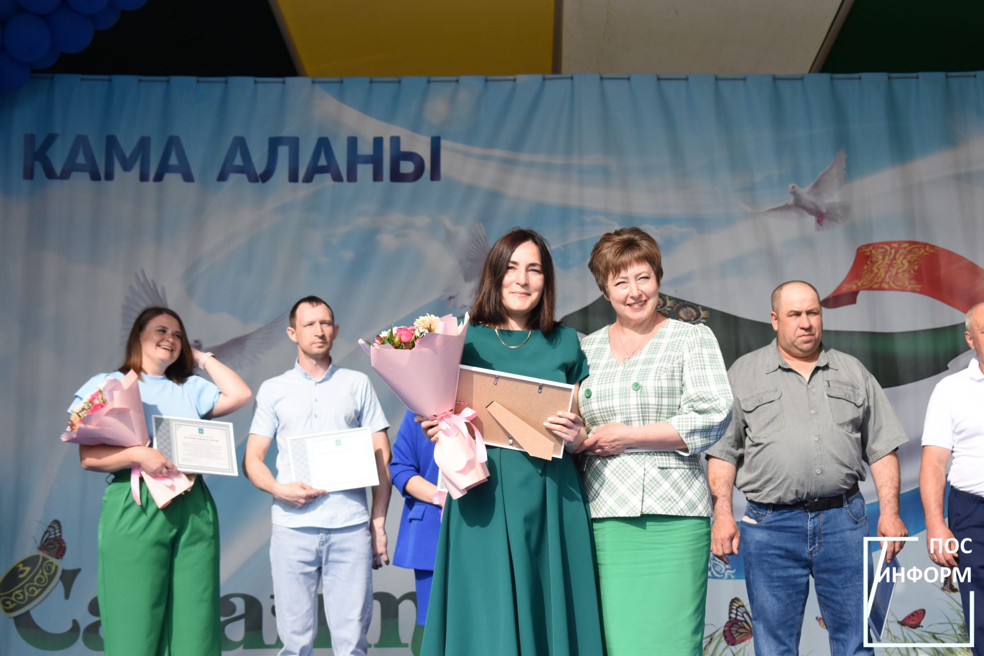 В Камских Полянах на «Сабантуе» прошла церемония награждения лучших работников учреждений и организаций