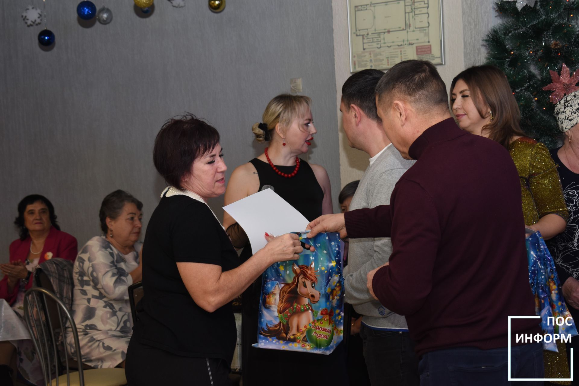 Новогодний вечер для старшего поколения в Камских Полянах