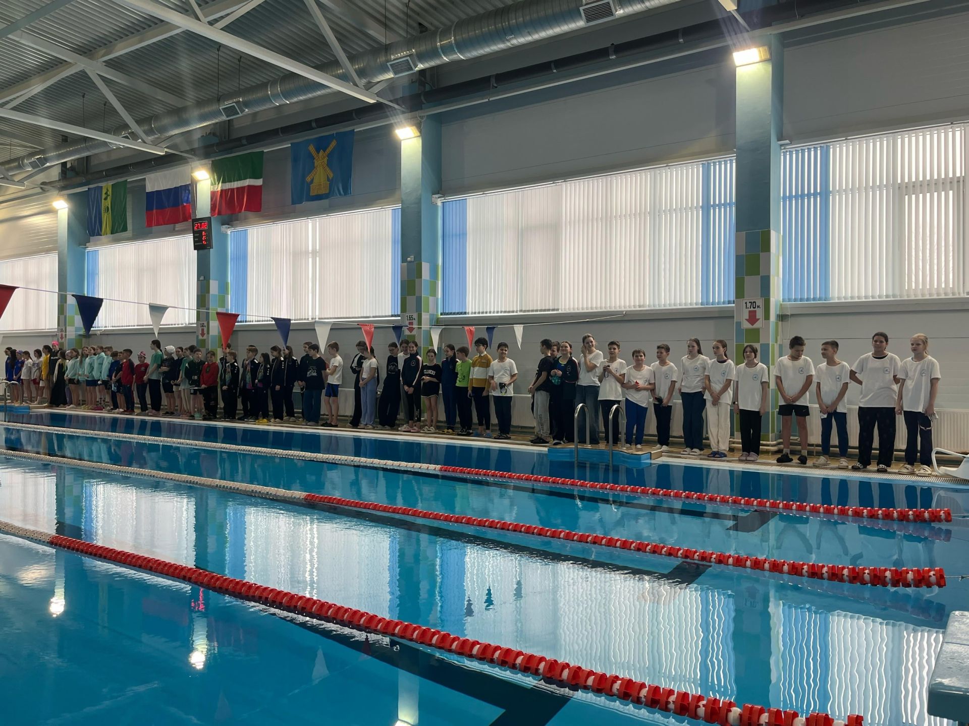 В бассейне «Аквамарин» Камских Полян состоялось Первенство НМР по плаванию