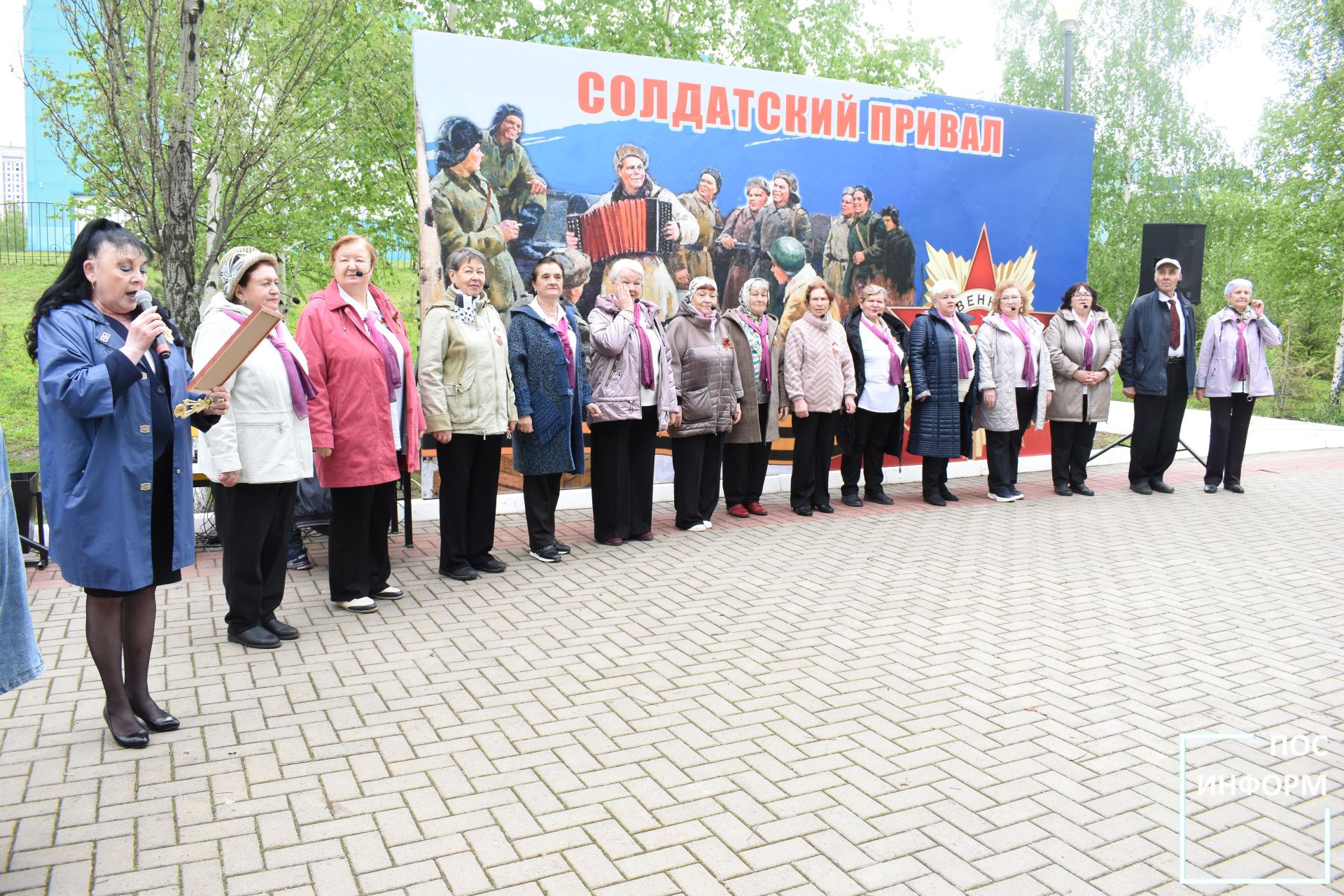 В День Победы для жителей Камских Полян организовали солдатский привал