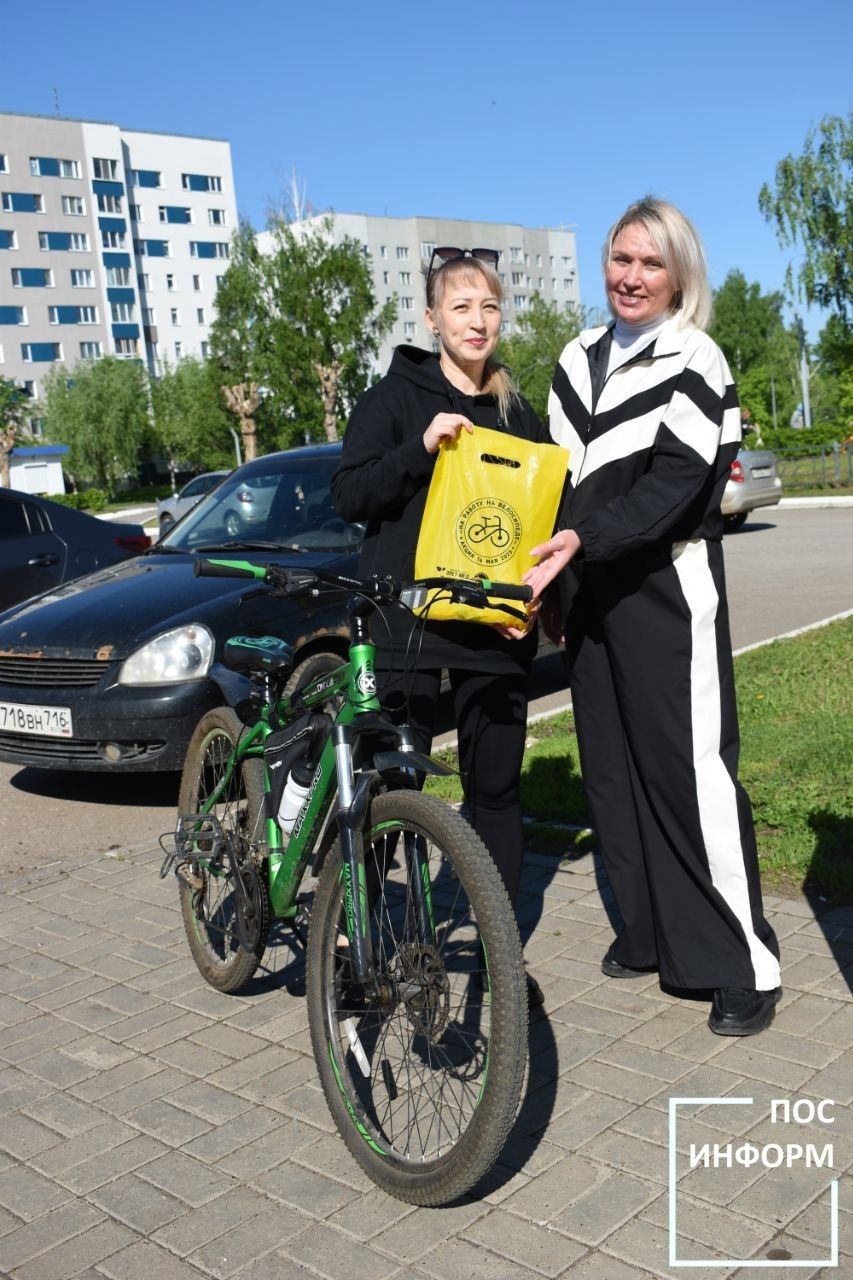 Жители Камских Полян присоединились к акции «На работу на велосипеде»