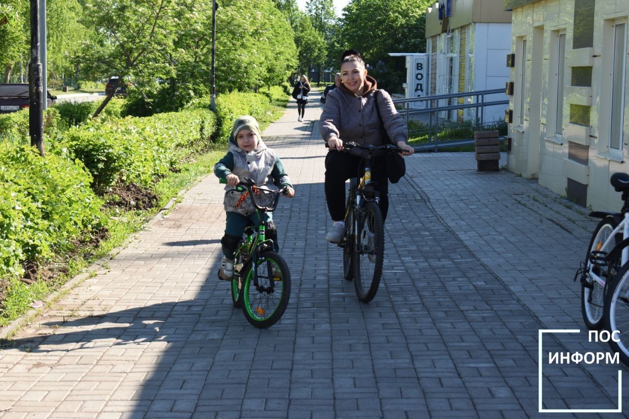 Жители Камских Полян присоединились к акции «На работу на велосипеде»