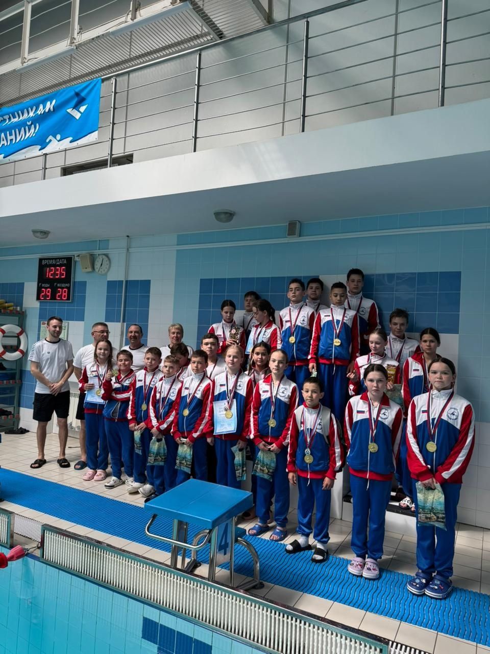 Юные пловцы из Камских Полян взяли 6 медалей на «Невских встречах»