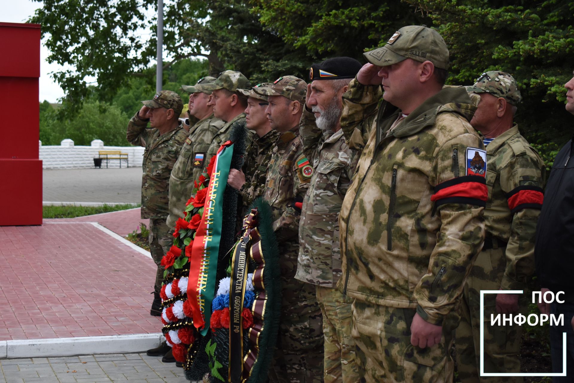 Камские Поляны простились с героем СВО Валерием Трофимовым