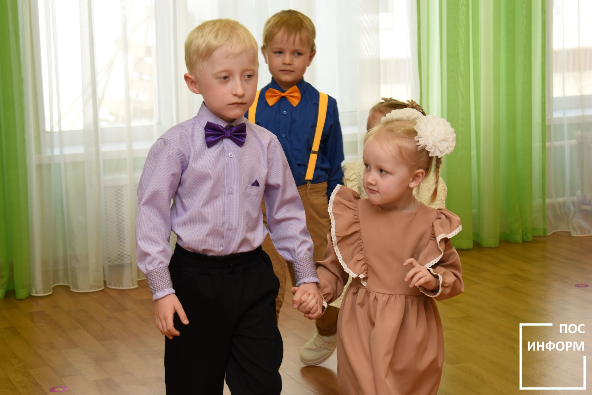 В детском саду «Огонек» Камских Полян начались выпускные утренники