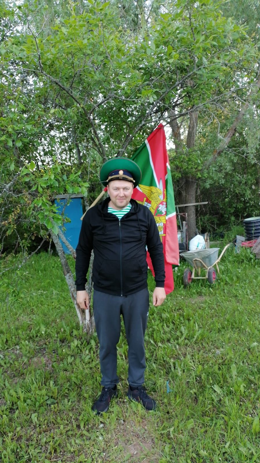 Пограничники Камских Полян организовали встречу в честь праздника