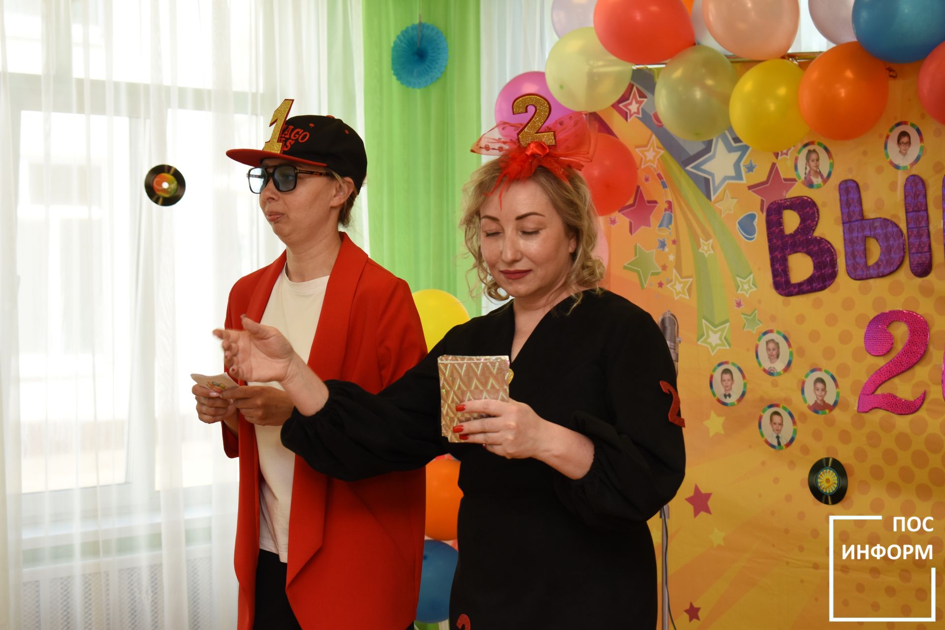 В детском саду «Огонек» Камских Полян начались выпускные утренники