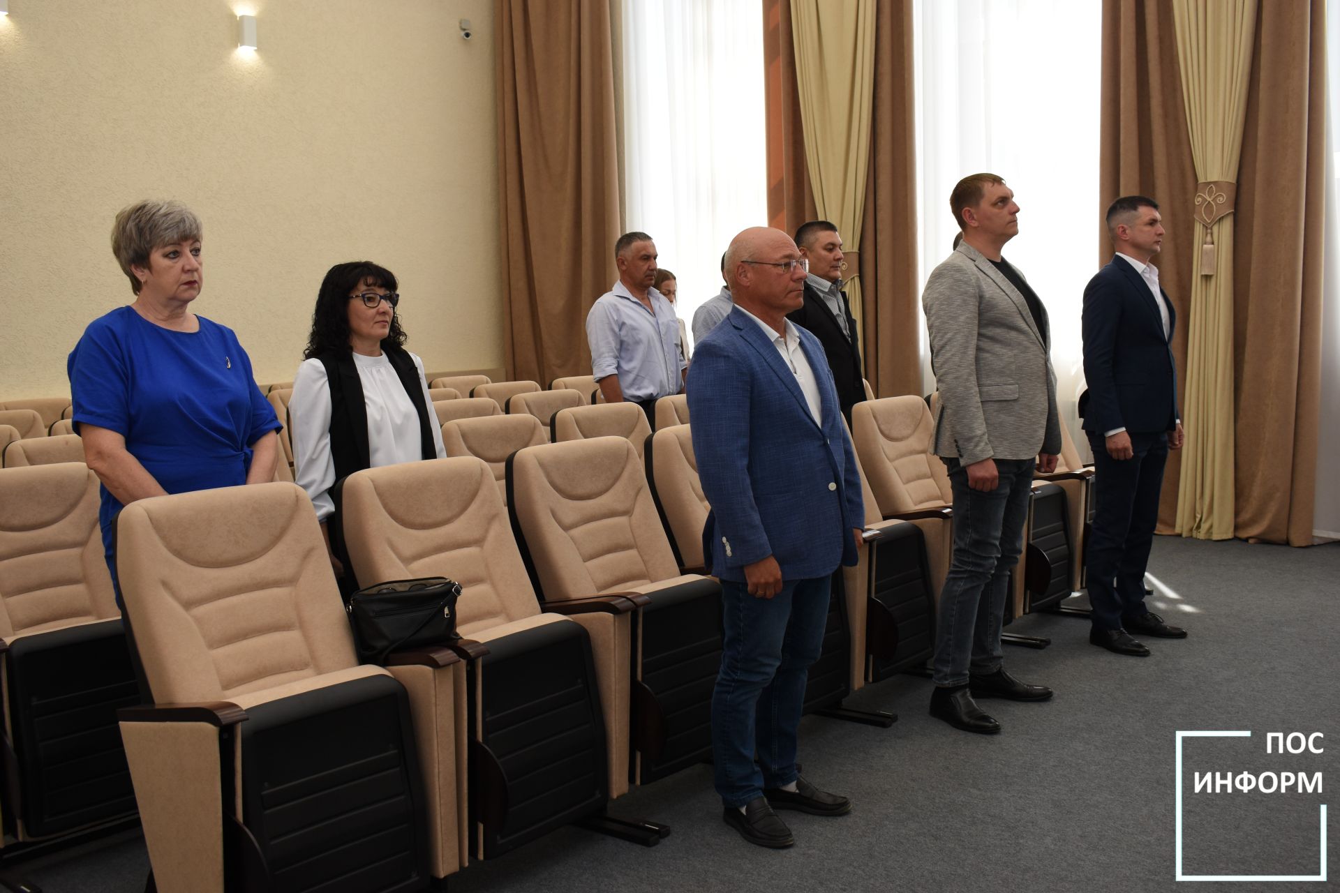 В исполнительном комитете Камских Полян прошла сессия совета депутатов