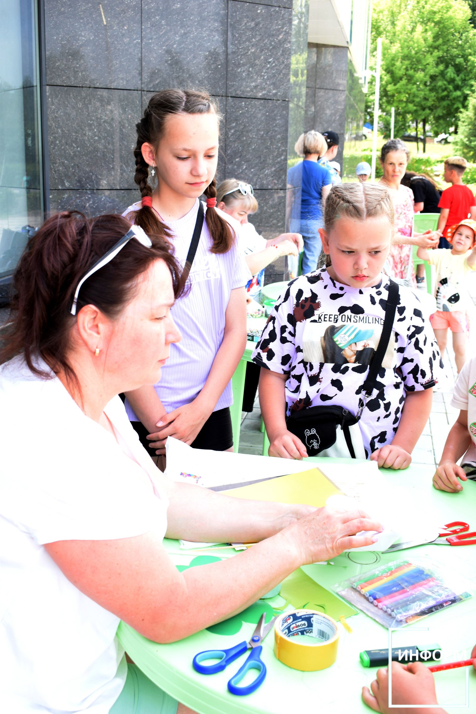 Яркий и солнечный праздник для детишек Камских Полян