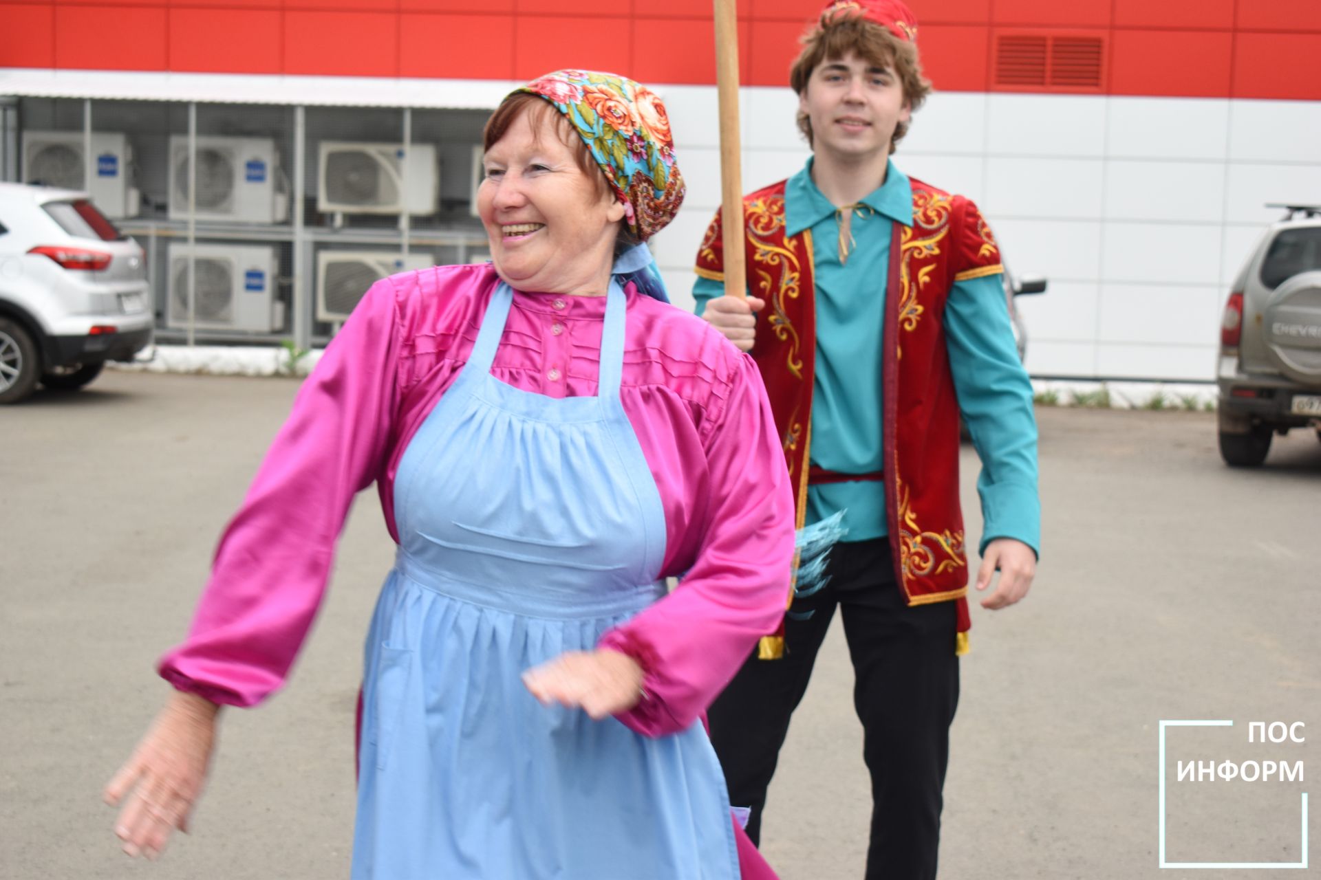 В Камских Полянах прошел традиционный сбор подарков к празднику «Сабантуй»