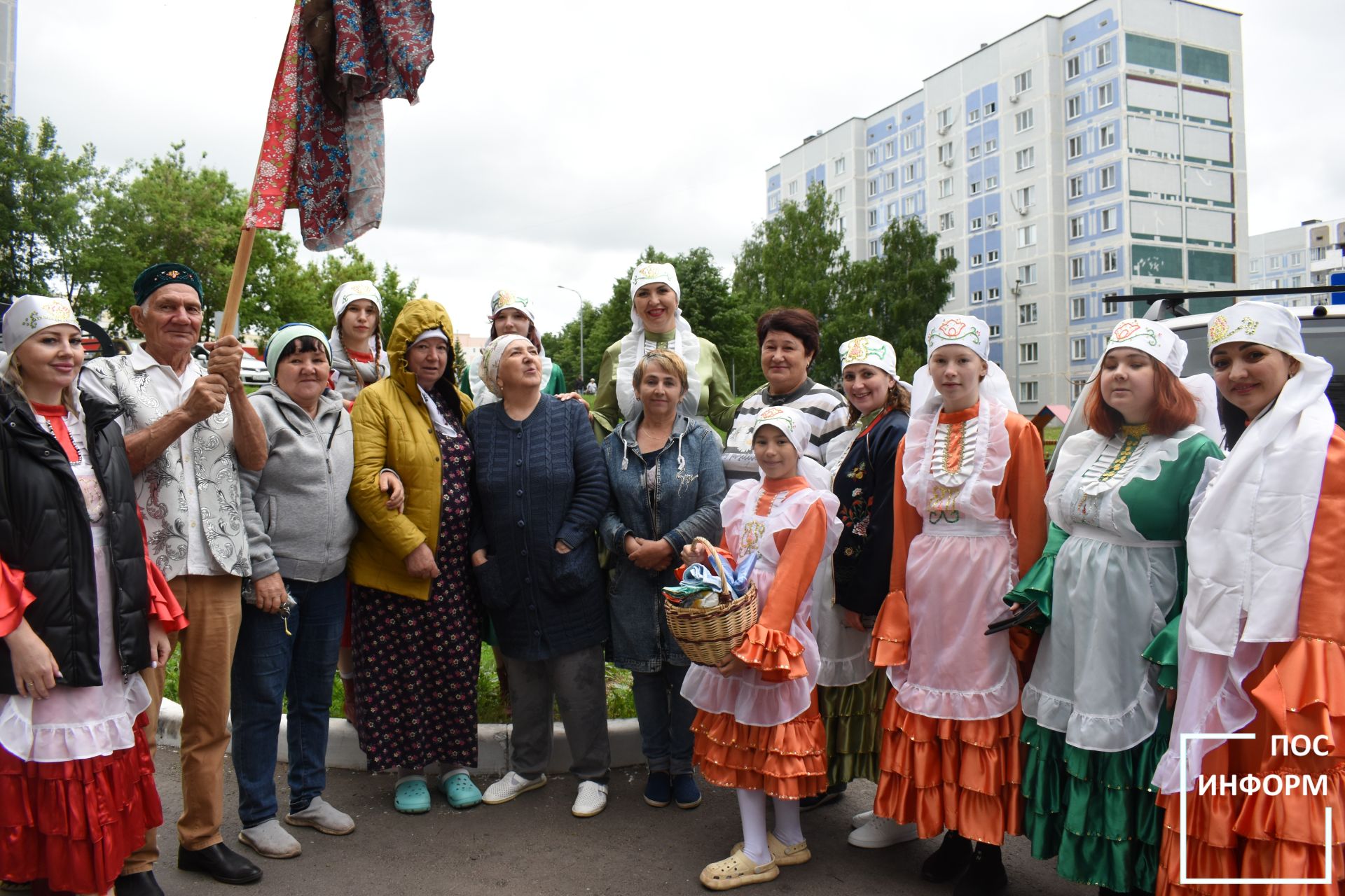 В Камских Полянах прошел традиционный сбор подарков к празднику «Сабантуй»