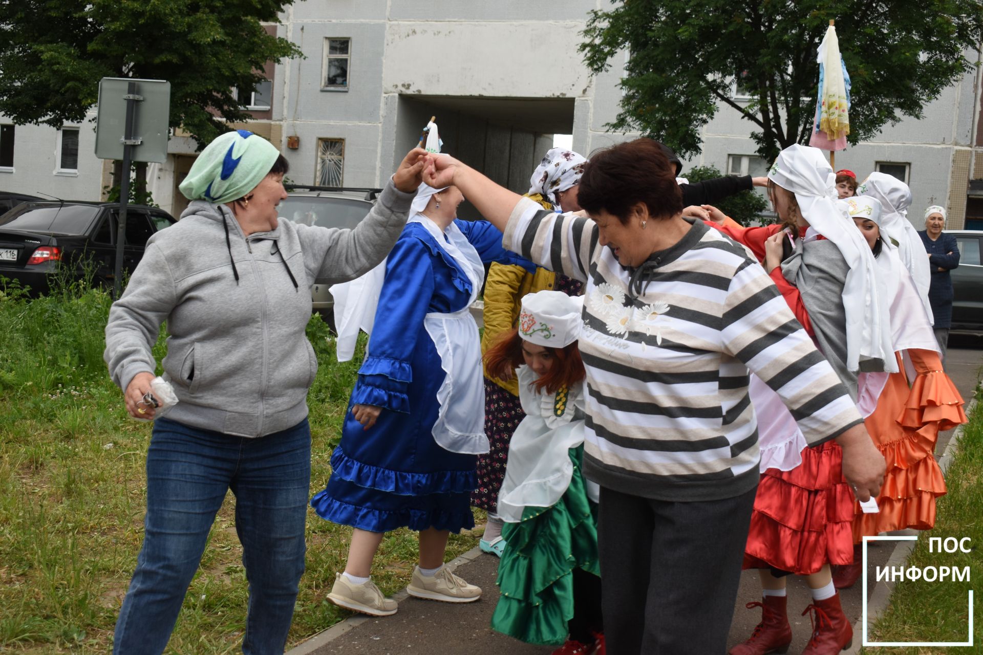 В Камских Полянах прошел традиционный сбор подарков к празднику «Сабантуй»