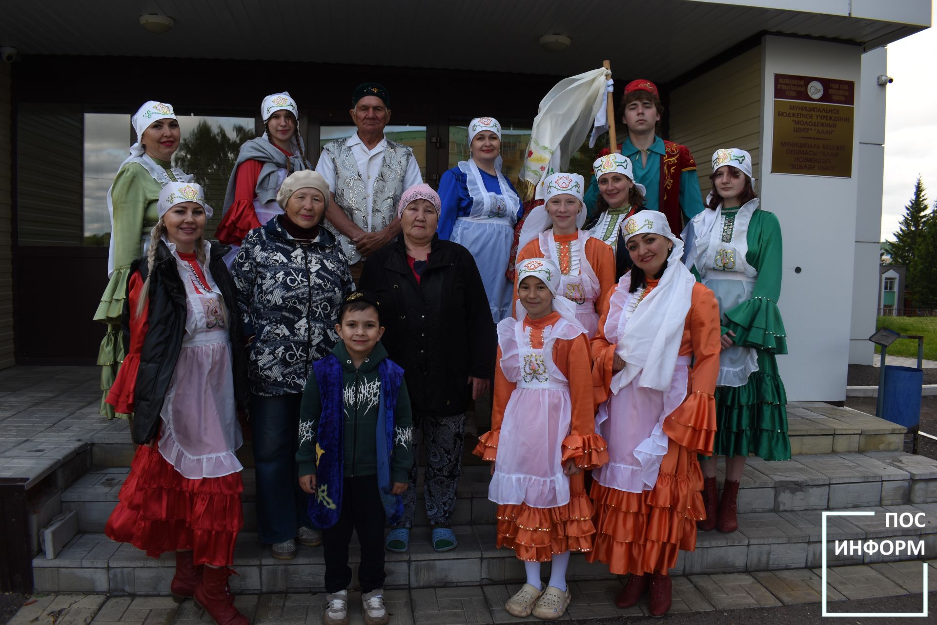 В Камских Полянах прошел традиционный сбор подарков к празднику «Сабантуй»