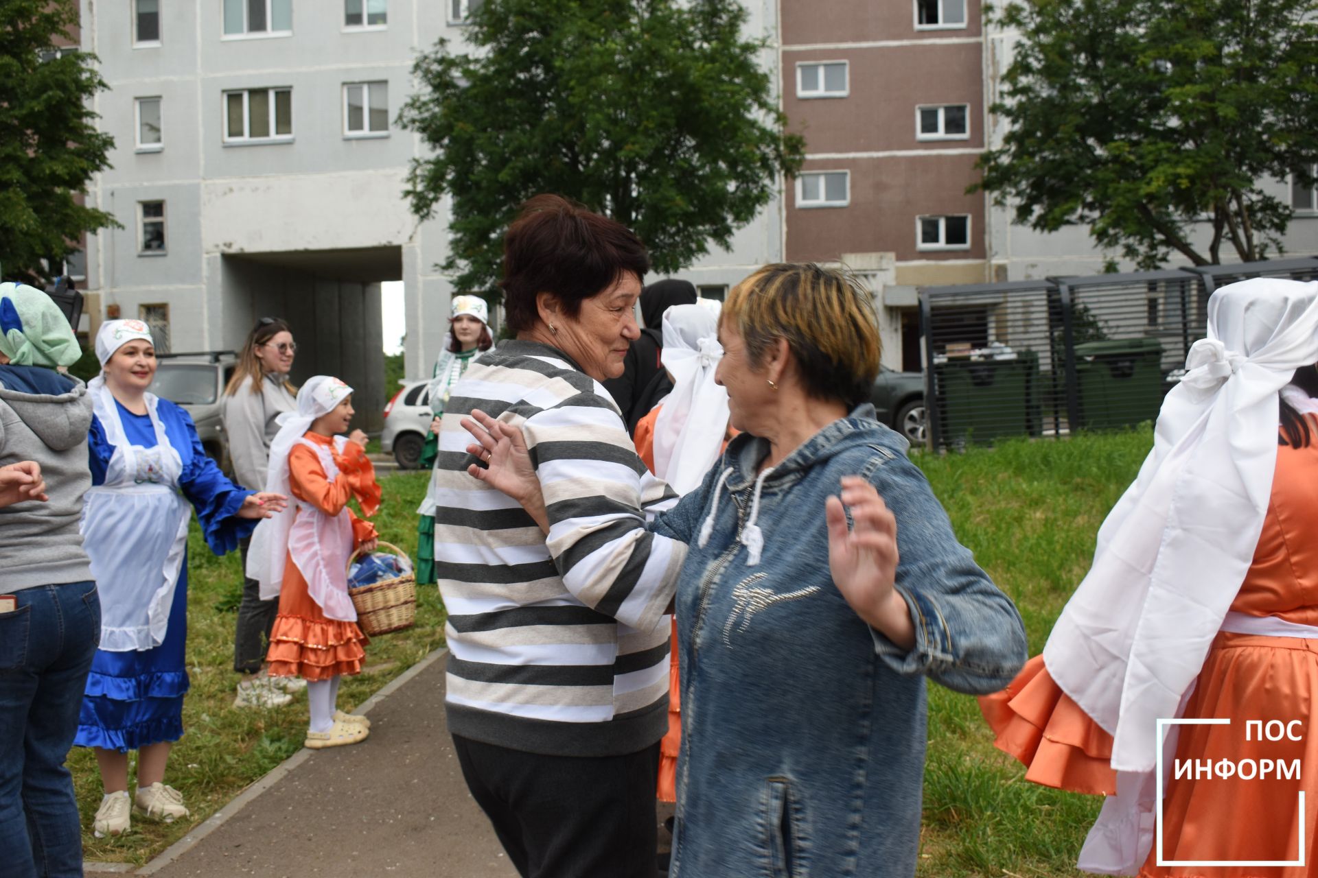 В Камских Полянах прошел традиционный сбор подарков к празднику «Сабантуй»