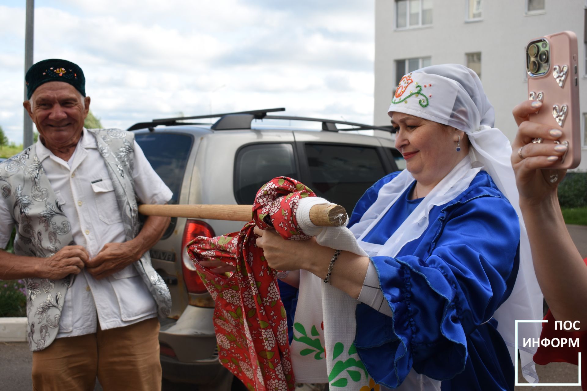 В Камских Полянах прошел традиционный сбор подарков к празднику «Сабантуй»