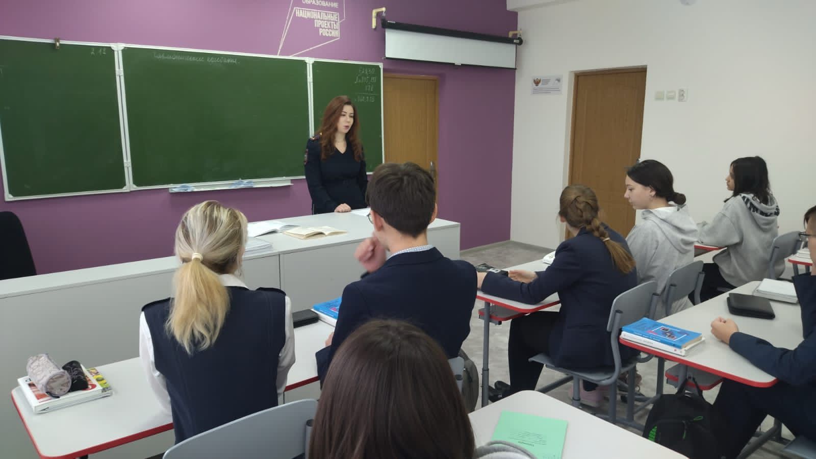 Родителям и детям Камских Полян напомнили о правилах безопасности на каникулах