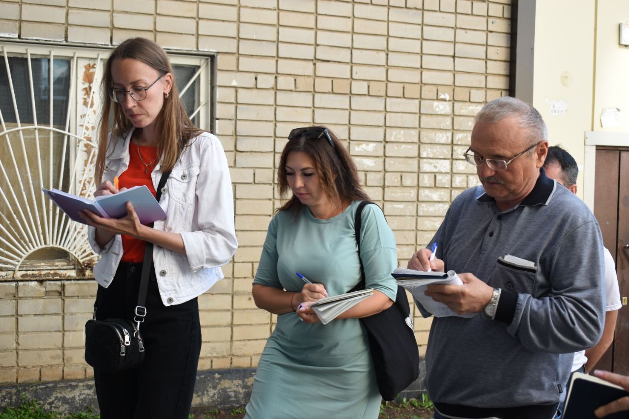 В Камских Полянах прошел обход многоквартирных домов