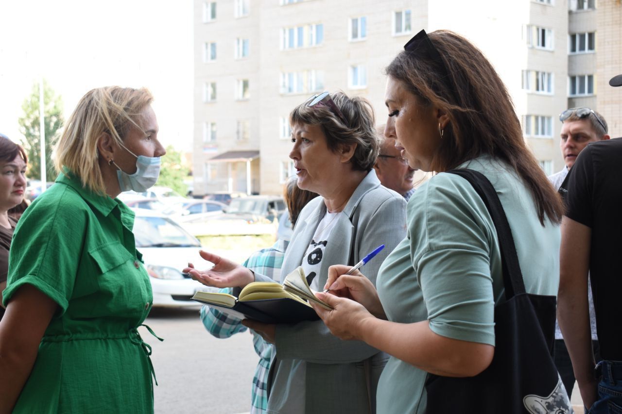 В Камских Полянах прошел обход многоквартирных домов