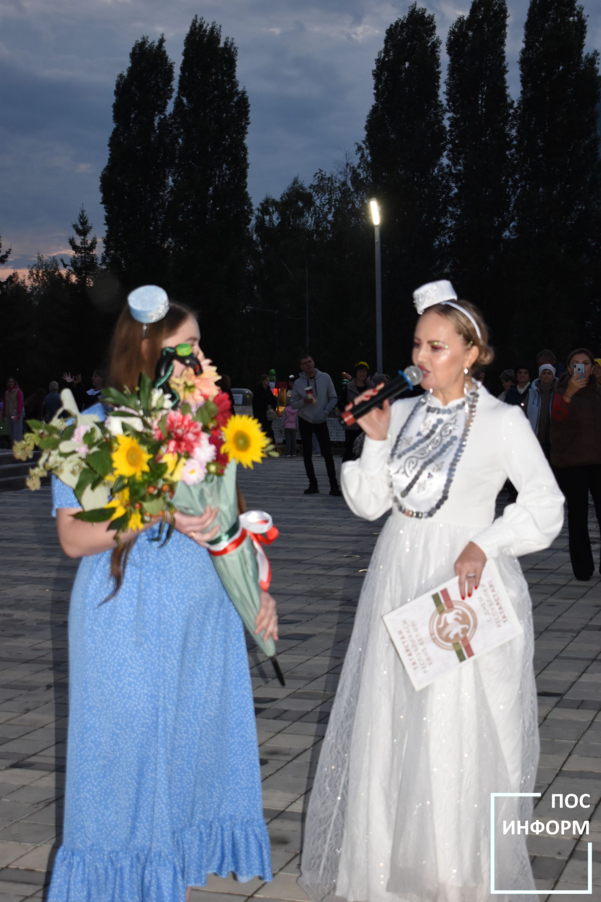 Цветочный фестиваль и праздничная ярмарка: как в Камских Полянах отметили День Республики