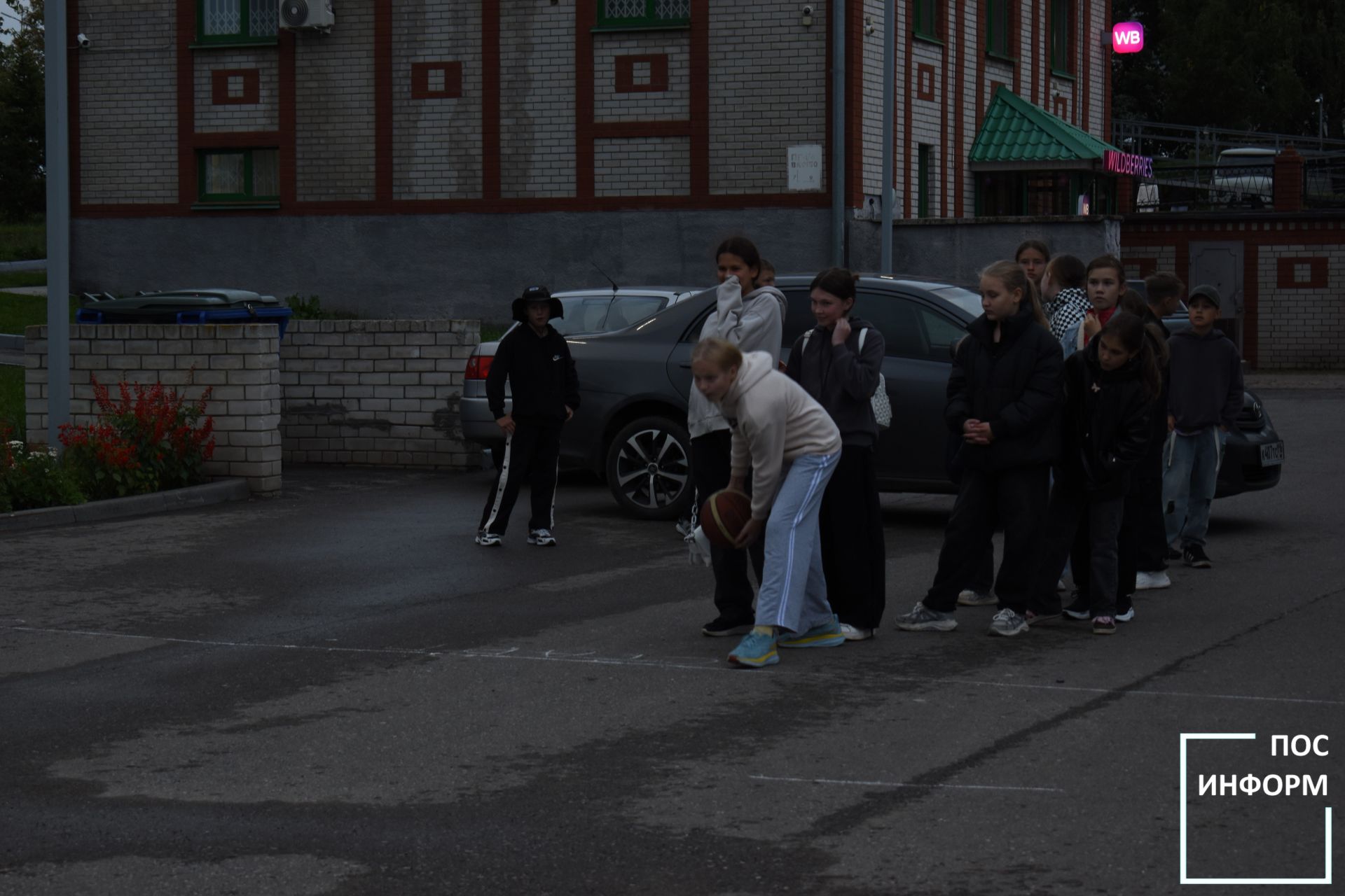 Цветочный фестиваль и праздничная ярмарка: как в Камских Полянах отметили День Республики