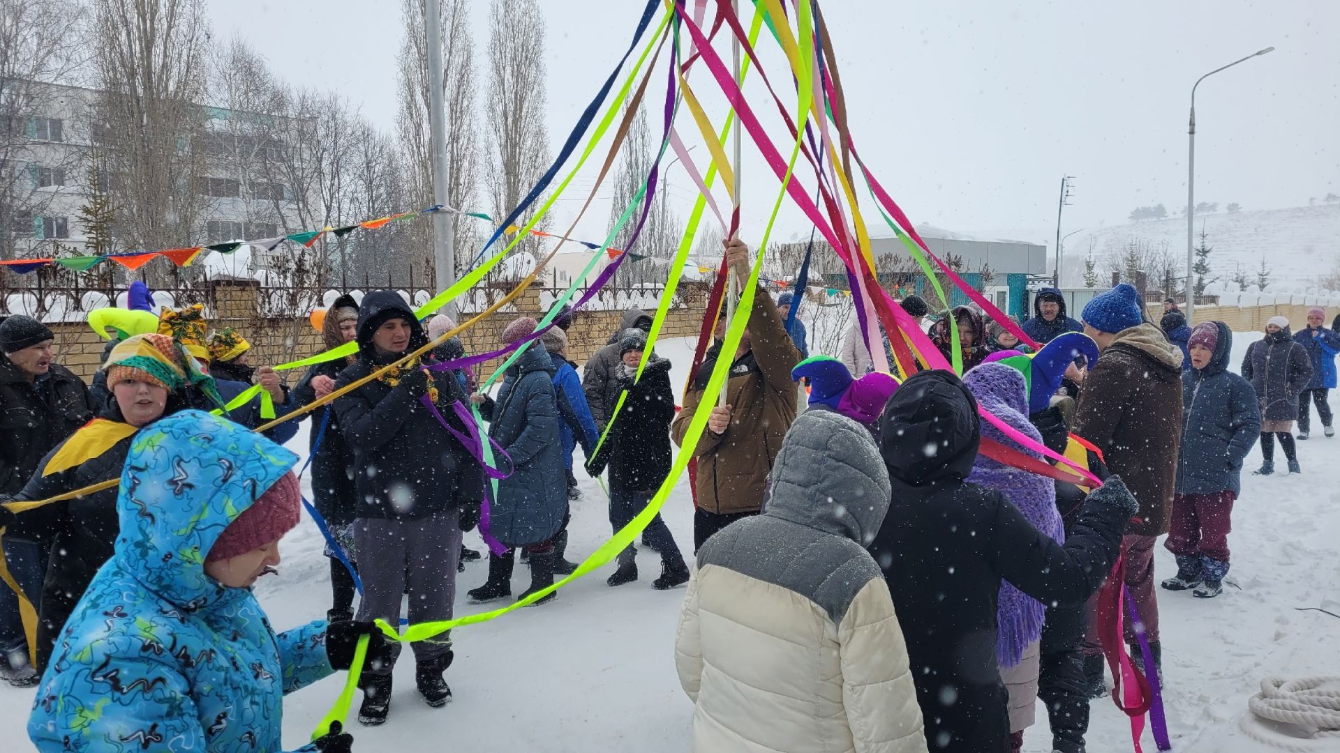 В Камско-Полянском доме-интернате проводили зиму и встретили весну широкой Масленицей