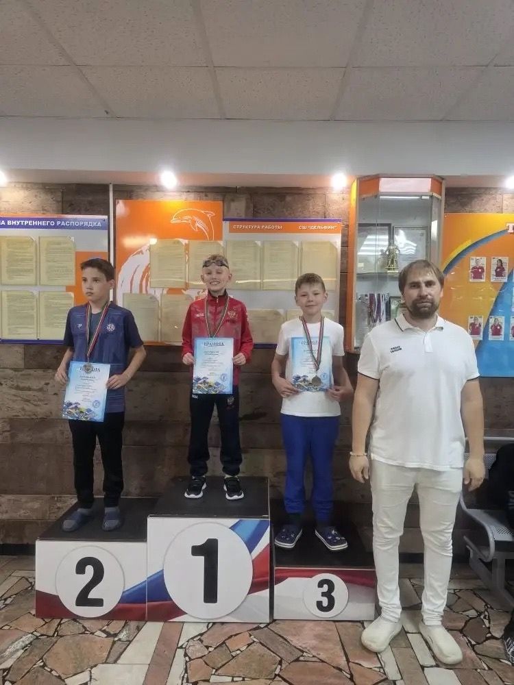 Юные пловцы из Камских Полян успешно выступили на двух турнирах