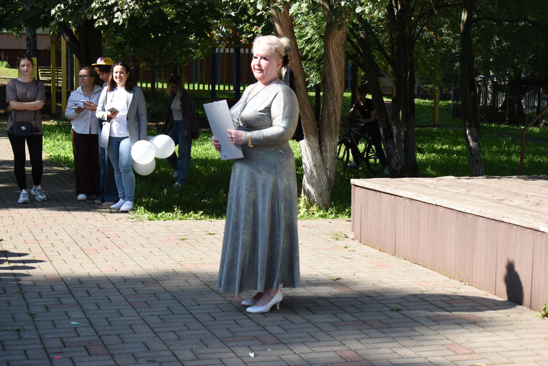 В сквере «Молодежный» для воспитанников детских садов состоялся праздник «Музыкальное лето»