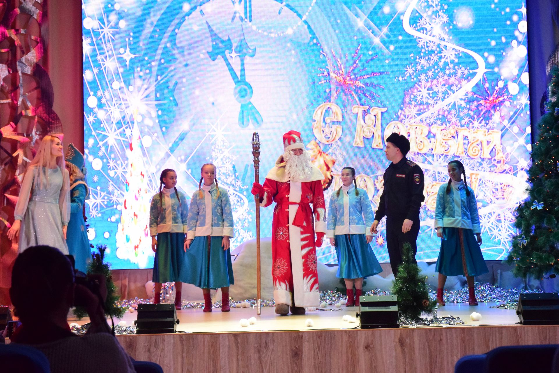 В Камских Полянах прошёл Новогодний праздник «Ёлка Главы»
