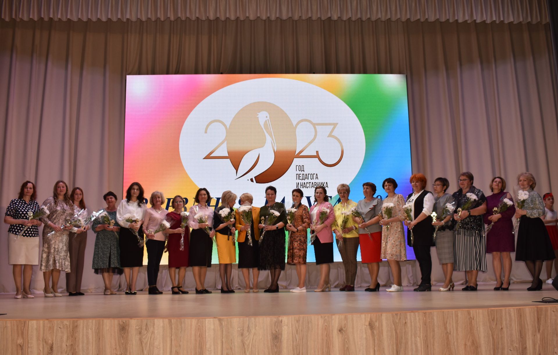 Педагоги камполянской школы № 2 подвели итоги учебного 2023 года