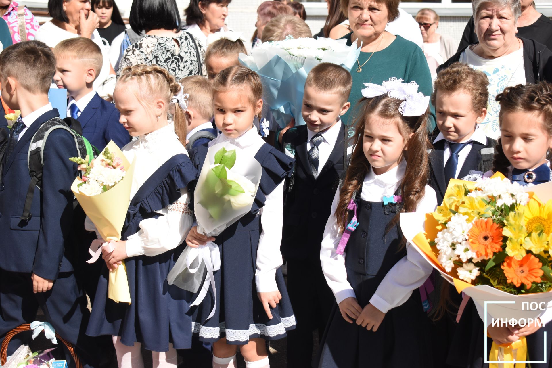 В школе №2 прошла торжественная линейка, посвященная дню знаний💐🎤🎊