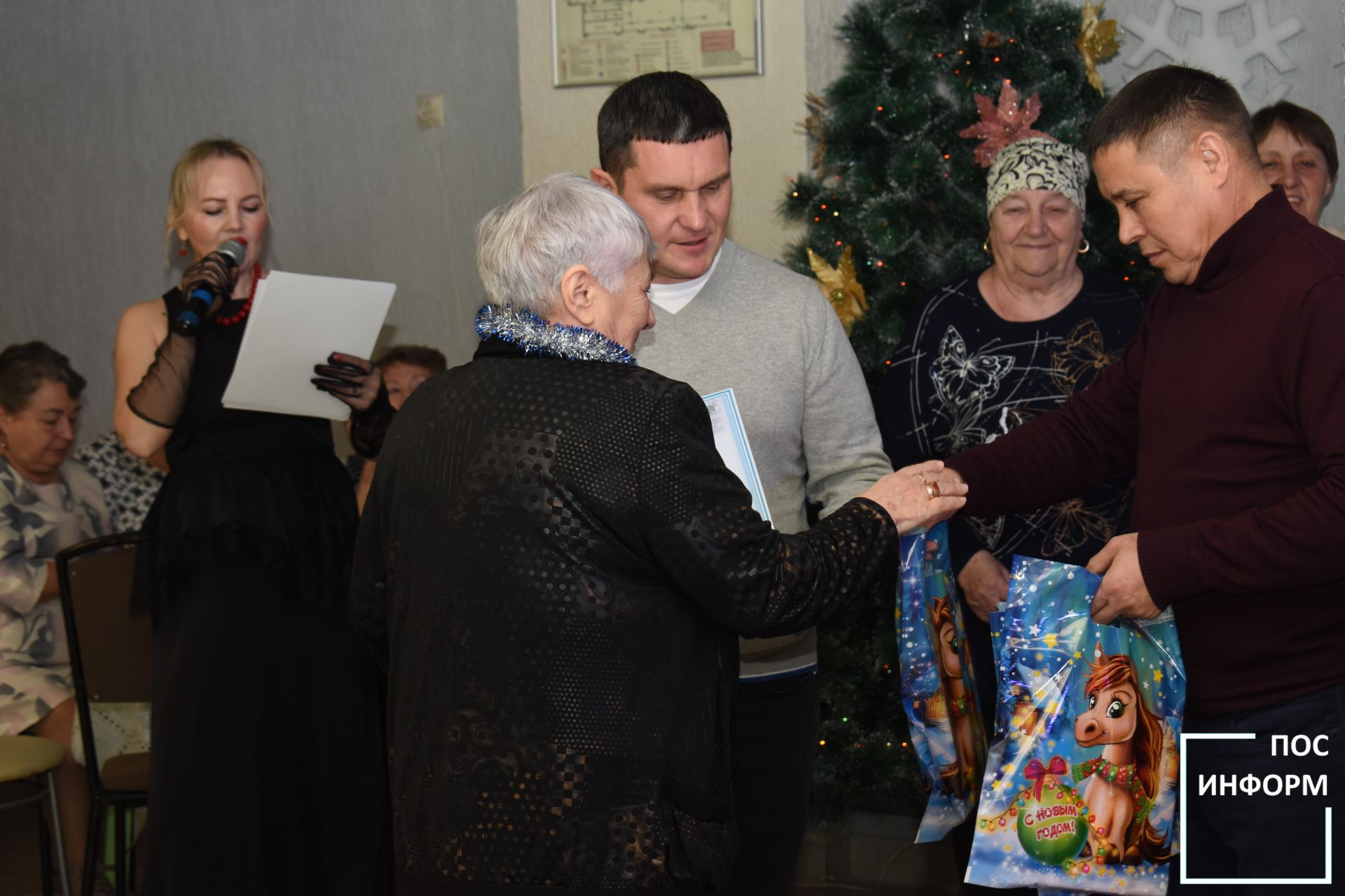 Новогодний вечер для старшего поколения в Камских Полянах