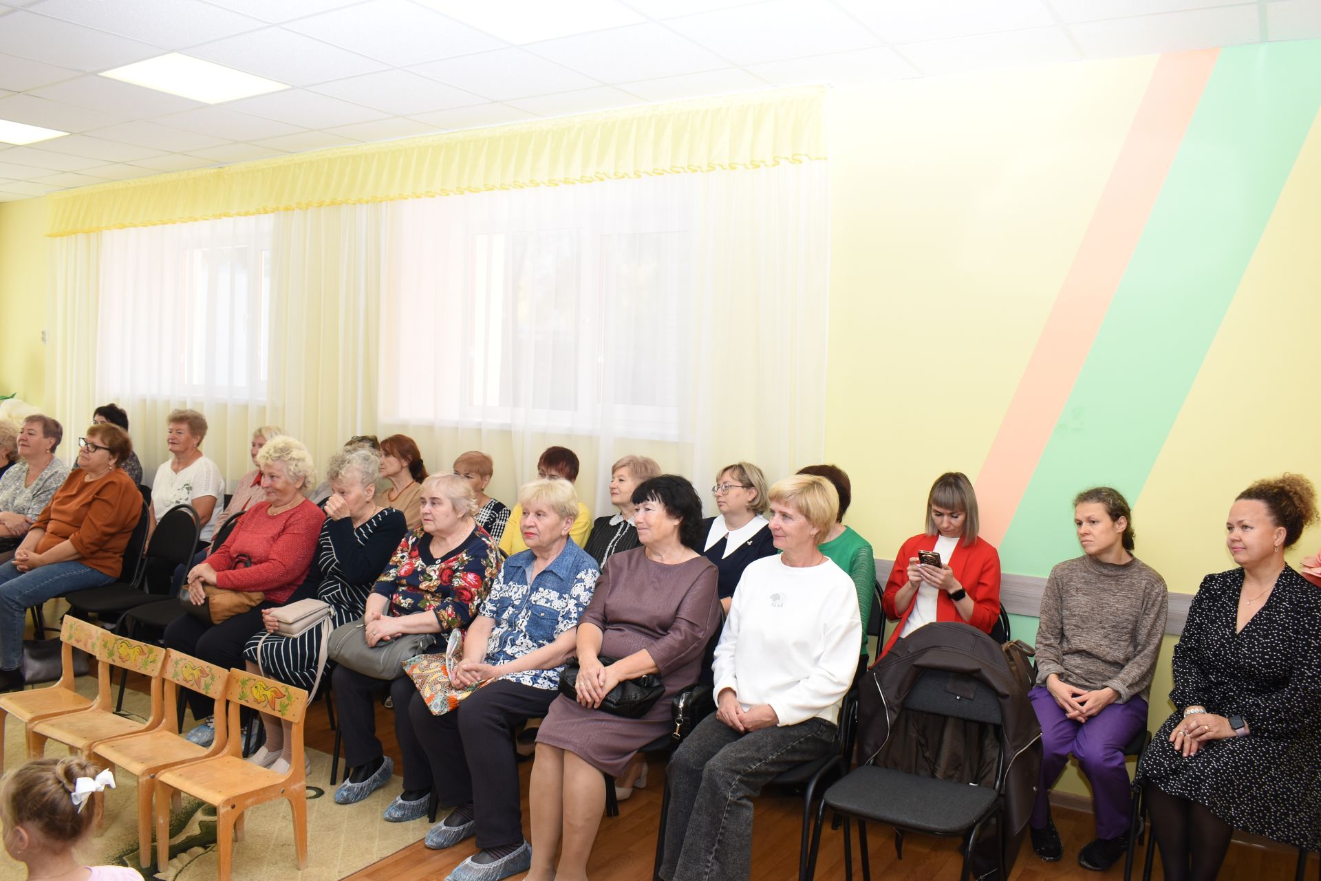 В детском саду «Золотая Рыбка» Камских Полян отметили День пожилого человека