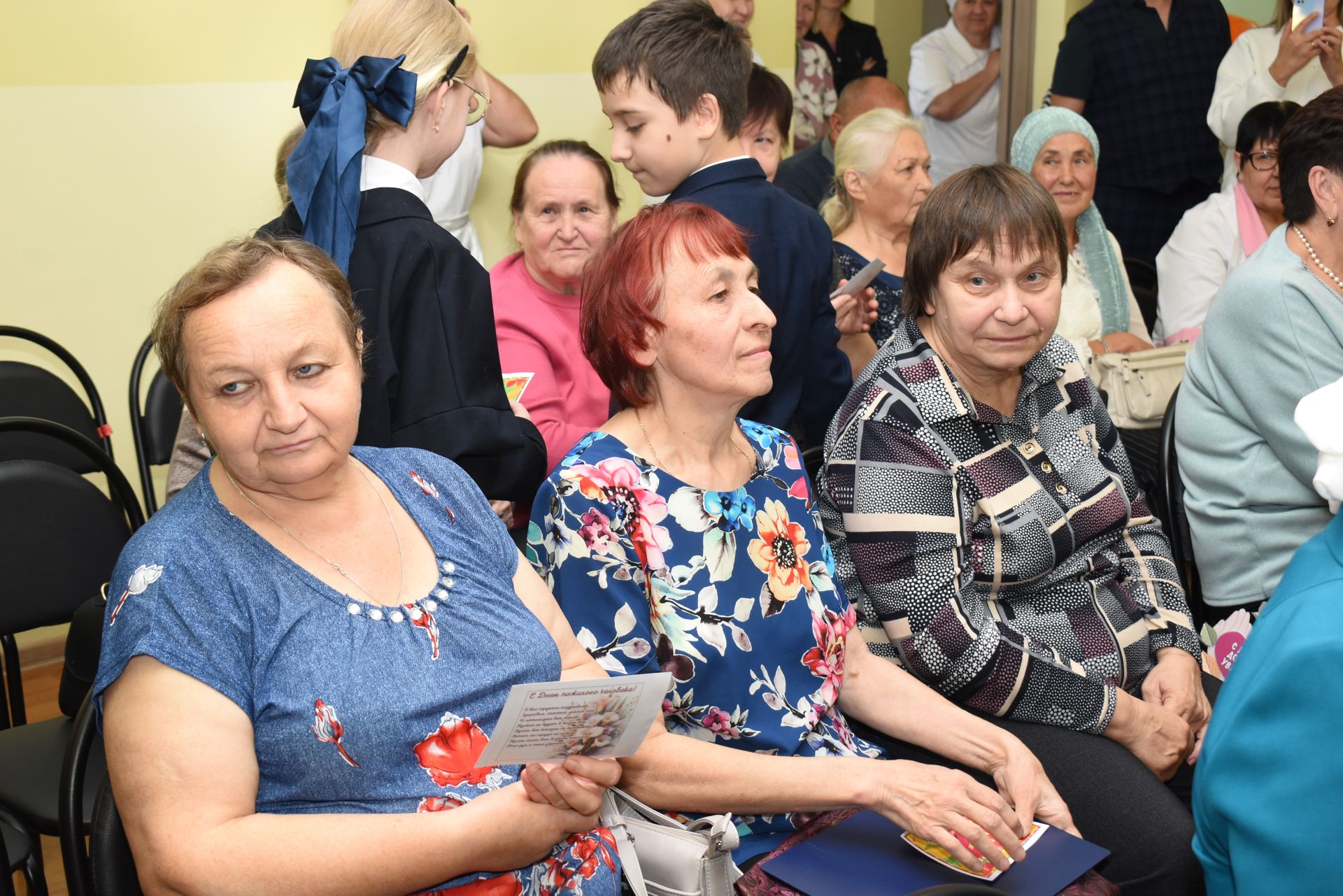 В детском саду «Огонек» Камских Полян отметили День пожилого человека