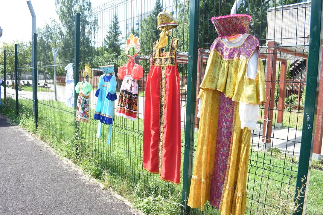 «Загадочный кокошник»: как на Школьном бульваре Камских Полян ожила русская народная сказка!