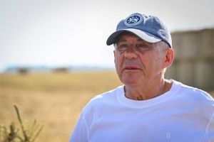Минниханов подчеркнул, что Электронная доска почёта прославляет людей труда