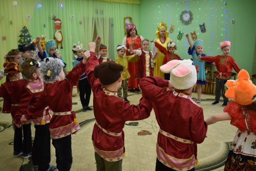 Открывай ворота – стучит Коляда в детском саду «Золотая Рыбка»
