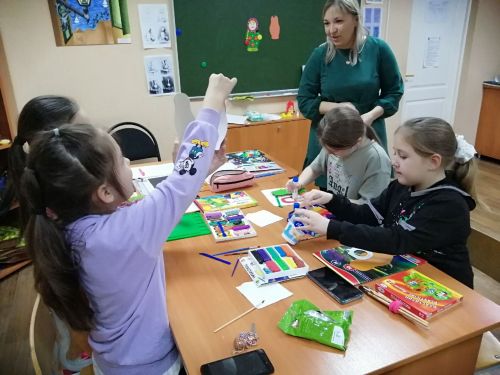 В ЦДТ «Радуга» прошел мастер-класс по изготовлению матрешки