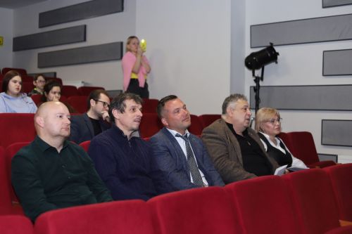 Педагоги камполянской школы завершили обучение на курсах, проходивших в рамках программы создания школьных театров